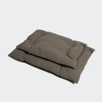 Cloud7 RESC7UE Pillow // Bouclé dog bed with waterproof bottom (sandy brown)