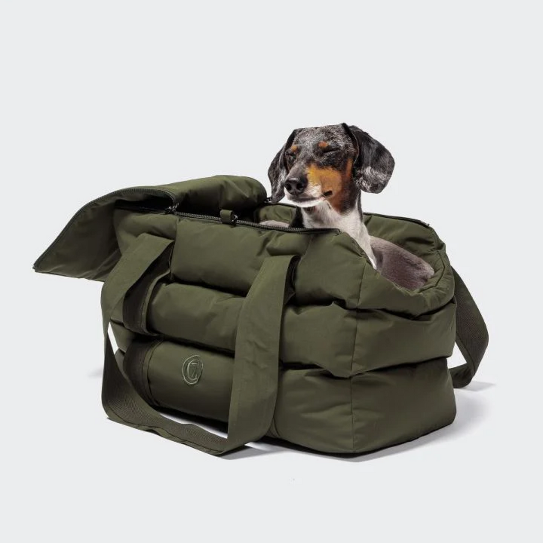 Cloud7 Montreal // Water-repellent and lightweight dog bag (light olive)