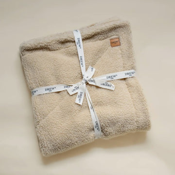 Drew's Dogwear Teddy // Soft dog blanket in teddy fleece (beige)