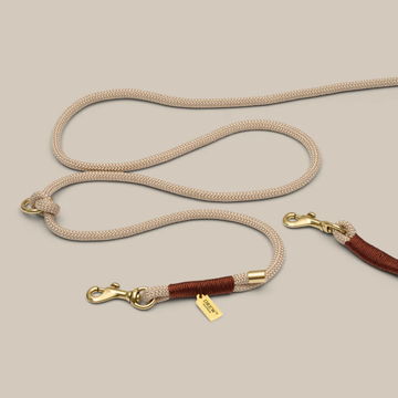 My First Leash // Justerbar og blød hvalpeline (chailatte)