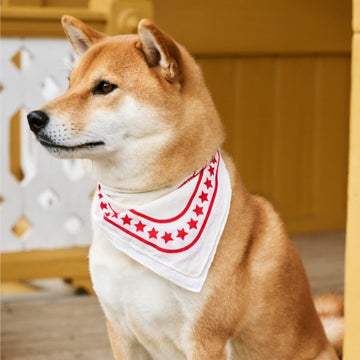 HAY Dogs Scarf // Hundebandana i bomuld (hvid/rød)