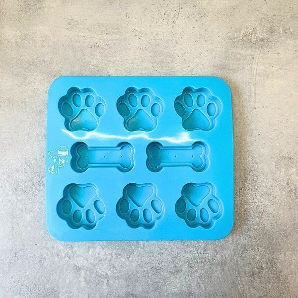 Coolpets // Ice tray for homemade dog ice cream